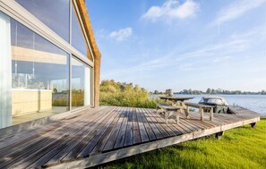 Outdoor dining - 3 bedroom lovely home in Warten (Warten)