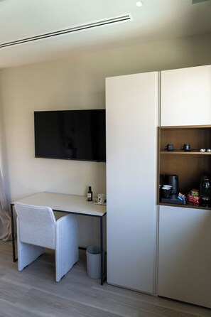Habitación junior doble | Caja fuerte, cortinas opacas, sistema de insonorización y wifi gratis