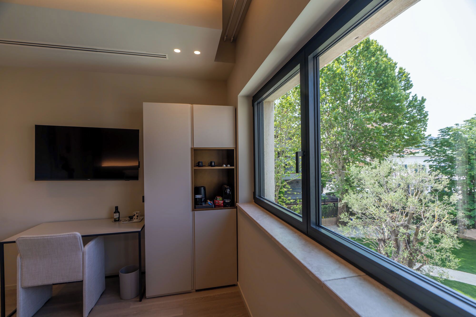 Chambre Double Junior | Coffres-forts dans les chambres, rideaux occultants