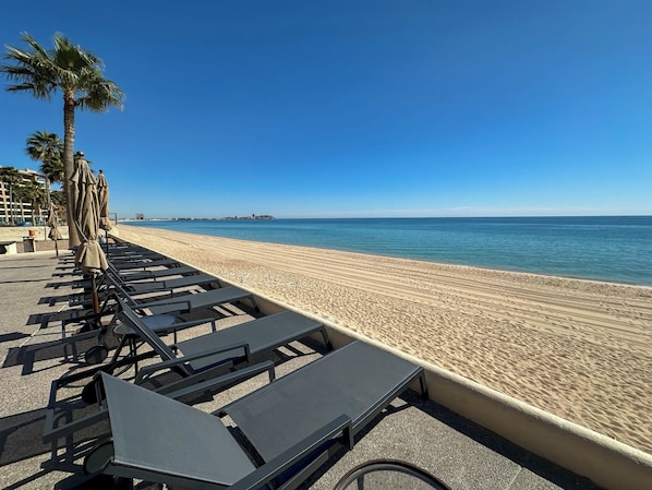 Sur la plage
