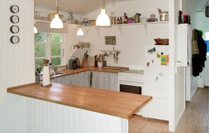 Kühlschrank, Herdplatte, Geschirrspüler