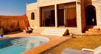 Beautiful vacation villa in ESSAOUIRA Morocco with swimming pool and no neighbors!