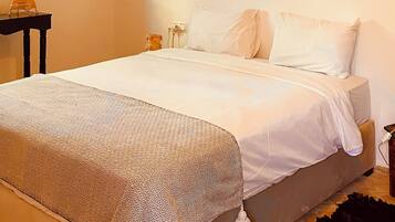 4 Schlafzimmer, Bügeleisen/Bügelbrett, WLAN, Bettwäsche