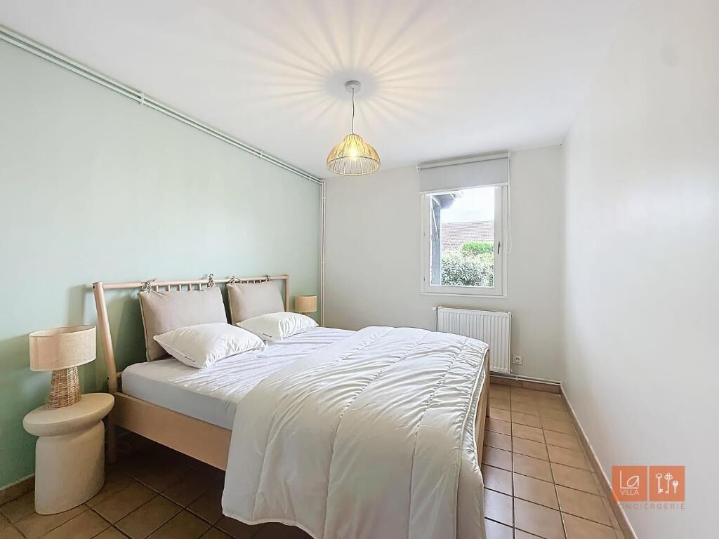 4 slaapkamers, reisbedje, gratis wifi, beddengoed
