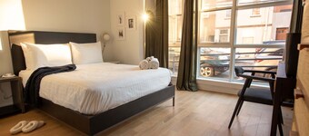 Sosuite 1BR Apt w Patio W D Sofabed