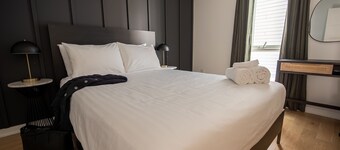 Sosuite 2BR Apt w W D Newly Renovated