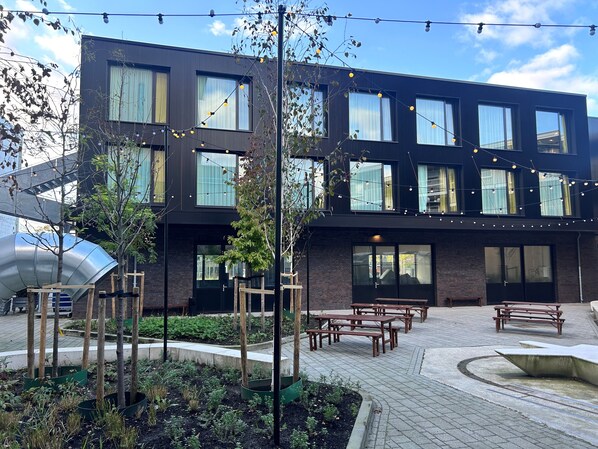 Mặt tiền nơi lưu trú