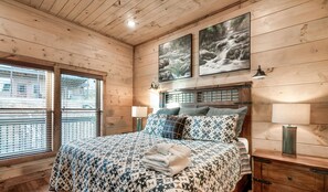 16 bedrooms, free WiFi, bed sheets - Coming Fall, 2026! 16 Bedroom Luxury Cabin! (Sevierville)