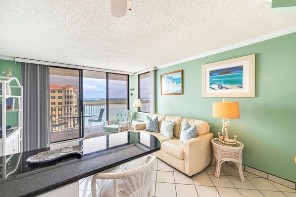 テレビ、卓球台