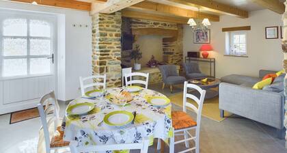 Charming house for 5 in Plovan
