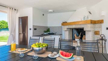 Villa (3 Bedrooms) | Exterior