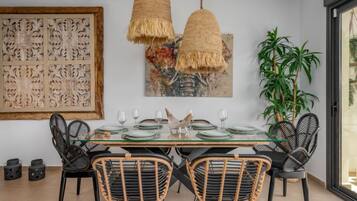 House, 4 Bedrooms, Terrace | Dining