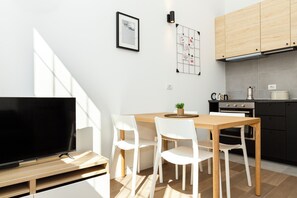 Apartment, 1 Bedroom | Private kitchen - JOIVY Contemporary Apartments (Milan)