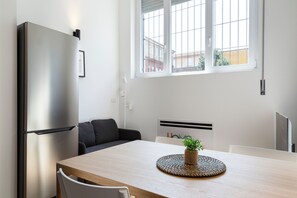 Apartment, 1 Bedroom | Living area | 43-inch Smart TV with digital channels - JOIVY Contemporary Apartments (Milan)