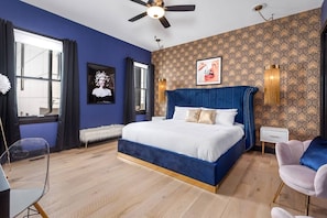 4 habitaciones, escritorio, tabla de planchar con plancha y wifi gratis