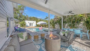 Terrace/patio - Designer Pool Home • Guest House • Near AMI (Bradenton)