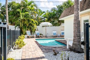 A heated pool - Royal Palm Retreat - 1123-25   “Siesta Key” (Sarasota)