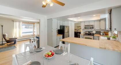 Deck & Fire Pit: Cozy Escape in Morrisville!