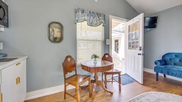 Cottage (1 Bedroom) | Interior