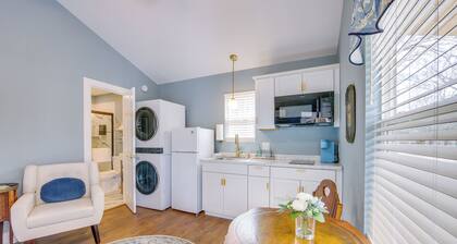 Half-mi to Dtwn: New Cottage in Jefferson!