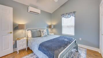 Cottage (1 Bedroom) | Interior