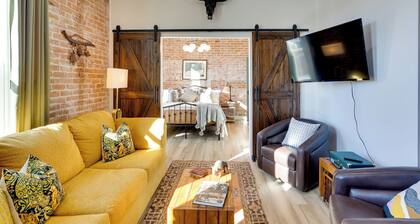 Walk to Shops & Eats: Charming Dtwn Emmett Apt!