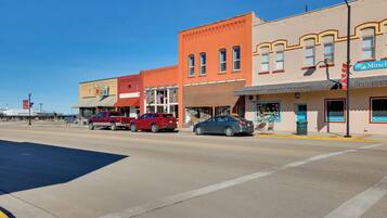 Apartment (1 Bedroom) | Interior