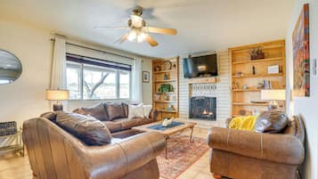 House (3 Bedrooms) | Front of property