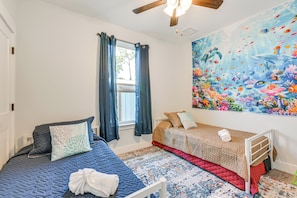 Interior - 2 Mi to Gulf: Home w/ Sauna, Garden in Panama City (Panama City Beach)