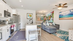 Interior - 2 Mi to Gulf: Home w/ Sauna, Garden in Panama City (Panama City Beach)
