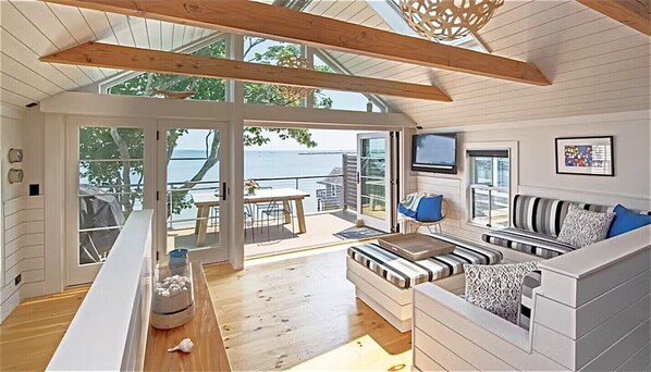 Smart TV - Waterfront Luxury with Private Beach on Provincetown Harbor (2398) (Provincetown)