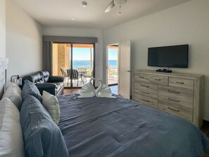 Apartment | 2 bedrooms - Steps to Sandy Beach Pool Renovated 2BR Condo (Puerto Peñasco)