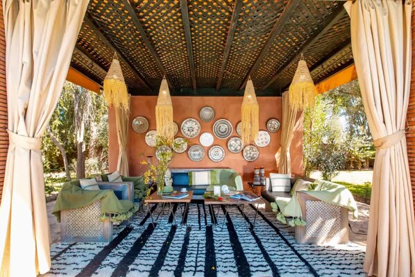 Villa | 9 bedrooms, Internet - Villa Layyine Avec Personnel spa Sports (Marrakech)