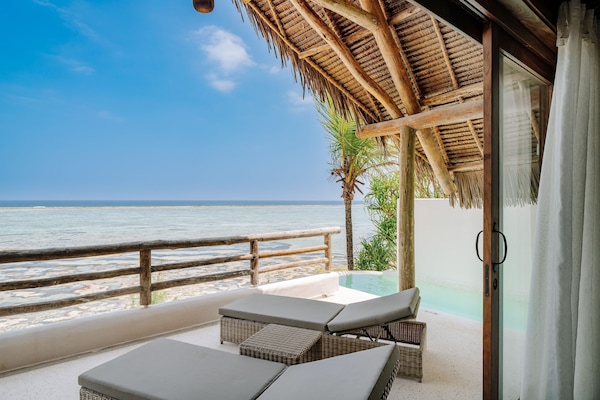 Villa (Seafront) | Terrasse/patio