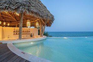 2 bars/lounges - Matemwe Attitude (Matemwe)