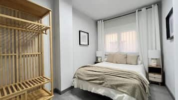 Departamento Confort, 3 habitaciones | 3 habitaciones, espacio para trabajar con laptop y wifi gratis