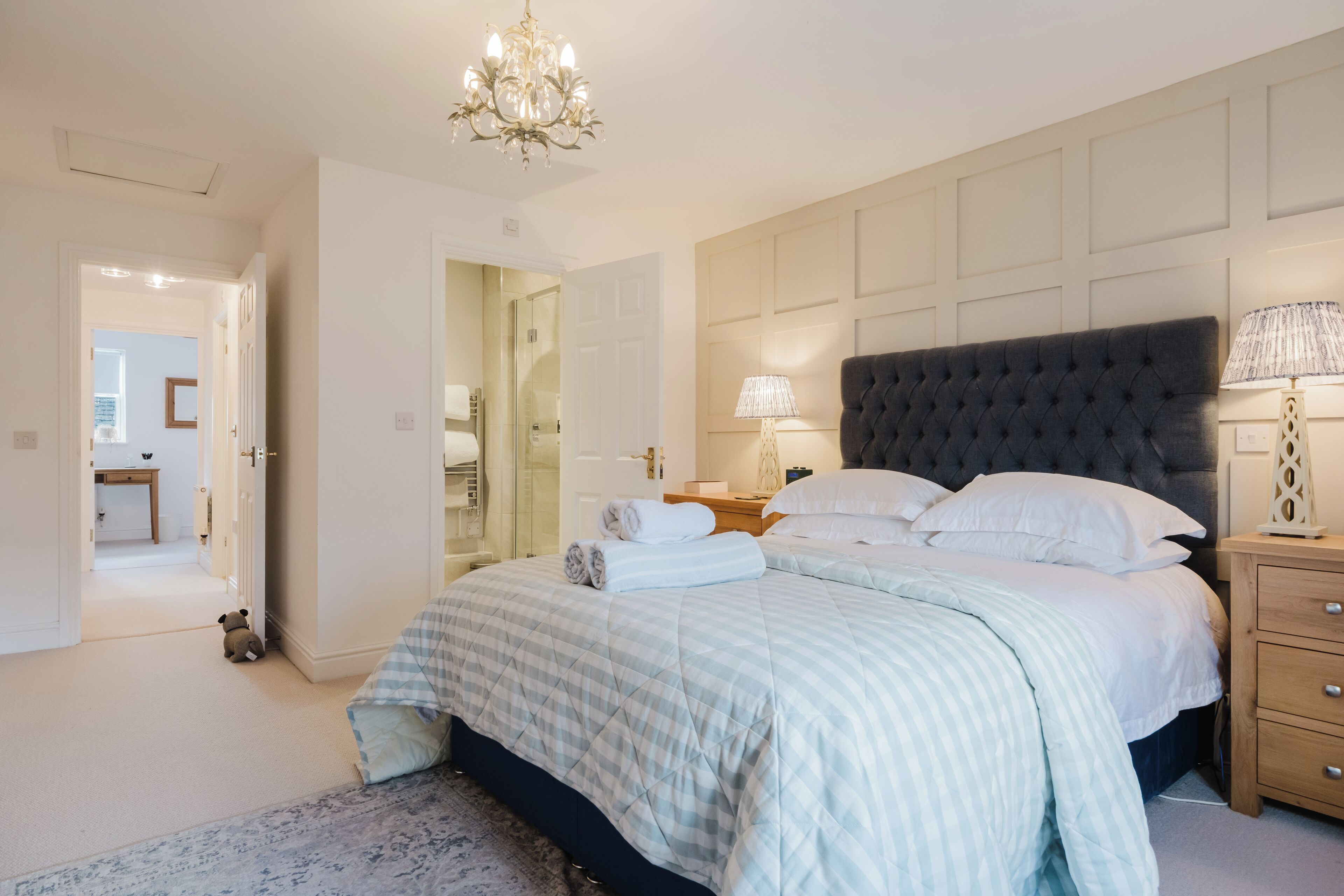 3 bedrooms, iron/ironing board, free WiFi