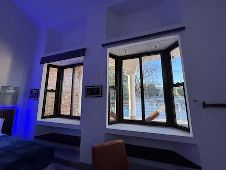 Interior. Charming and coozy 1-bedroom apartment in marvelous Estanzuela with WiFi 6, AC