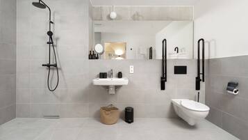 Apartamento Premium | Baño | Ducha y cabezal de ducha tipo lluvia