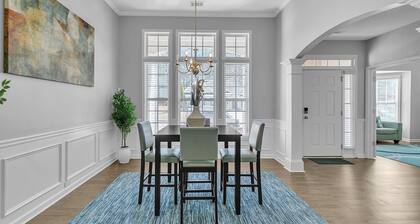 Spacious Family Retreat in Atlanta - Sleeps 10