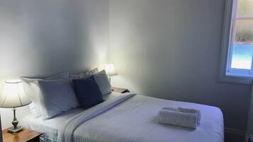 2 soverom, strykejern/-brett, wi-fi og sengetøy