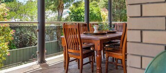 Hunter House - Castlemaine