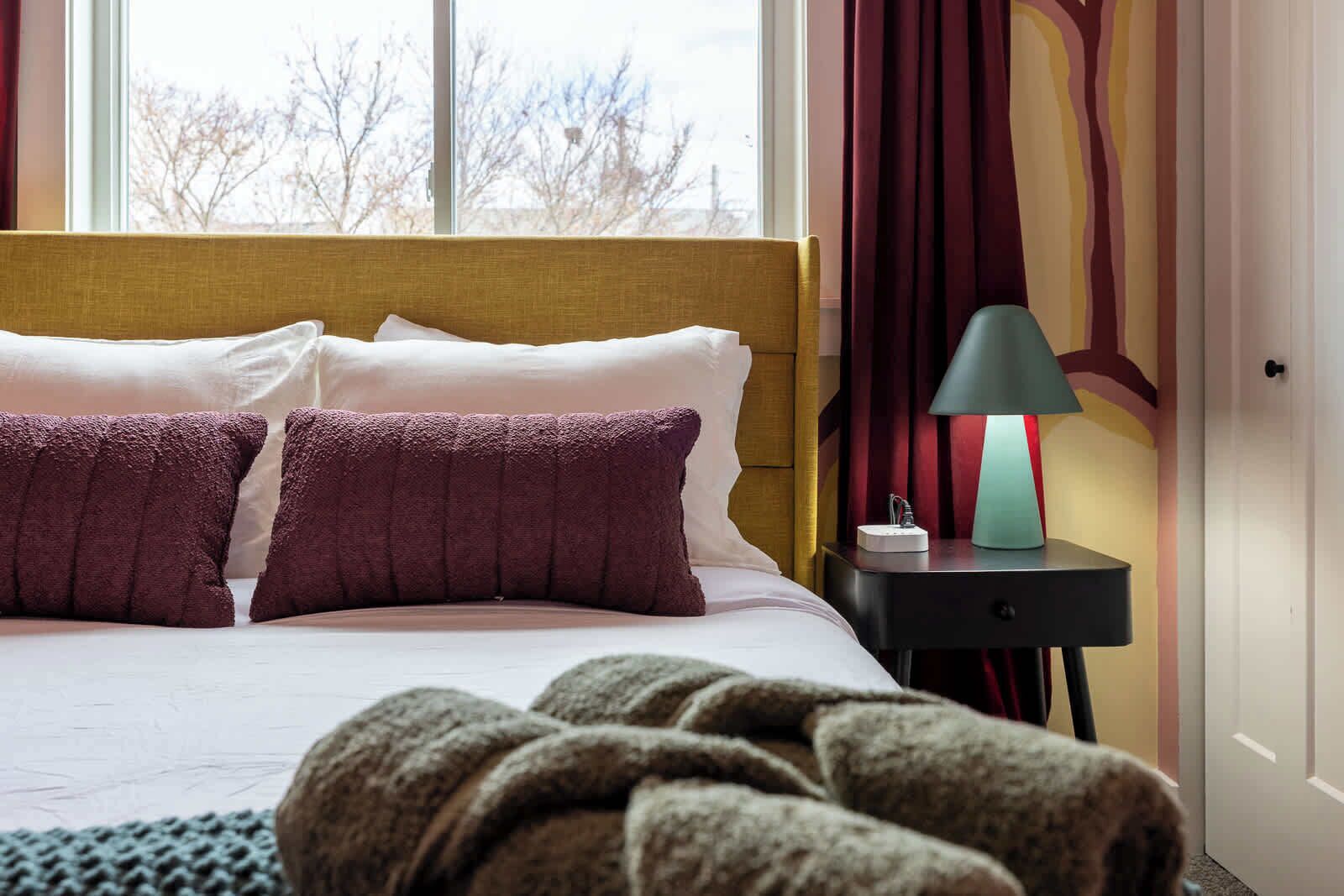 3 Schlafzimmer, Schreibtisch, Bügeleisen/Bügelbrett, Reisekinderbett