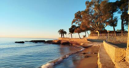 Maison de vacances 'Deltabahia' avec piscine partagée, Wi-Fi et climatisation