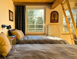3 bedrooms, WiFi, bed sheets