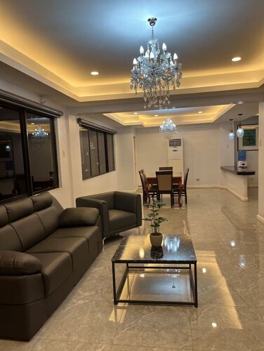 My Suite Heart of San Juan City with Roof Garden near Greenhills, Ortigas Manila