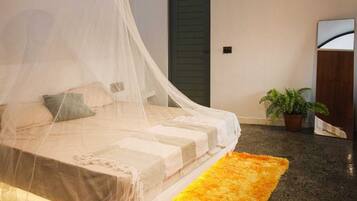 2 bedrooms, WiFi, bed sheets