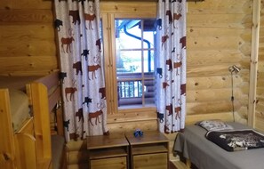 House, 5 Bedrooms, Accessible, Smoking | 5 bedrooms