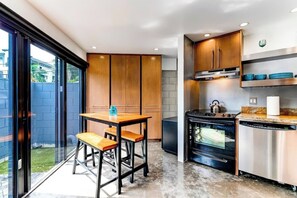 Fridge, microwave, oven, cookware/dishes/utensils