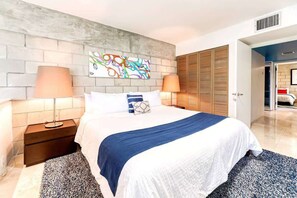 2 habitaciones, tabla de planchar con plancha, cuna de viaje y wifi